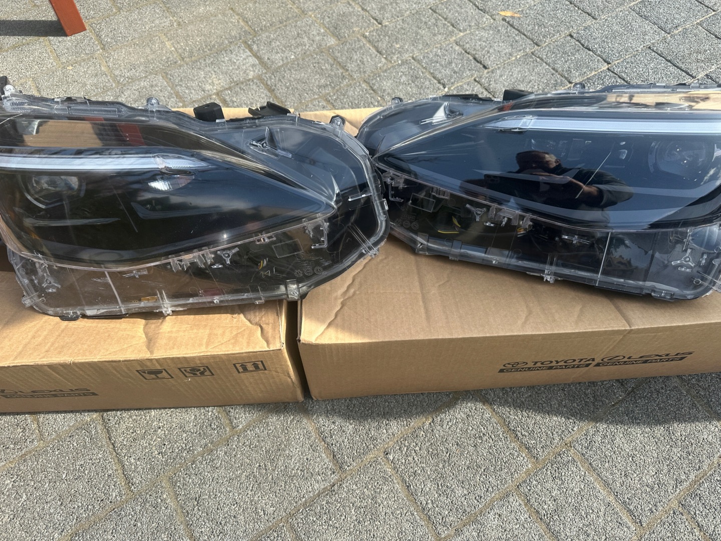 Frontscheinwerfer Toyota Yaris Cross XPB1F 8115B0DP708 LED Links Headlight - Image 1