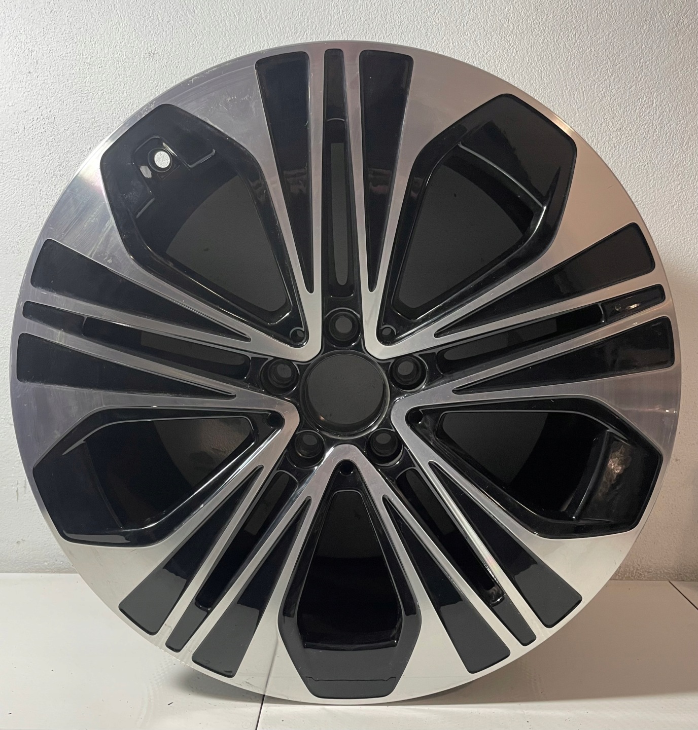 Alufelge 19 Zoll 9.5 5x112 51ET A2144012400 Mercedes-Benz E-Klasse W214 Aluminum Rim
