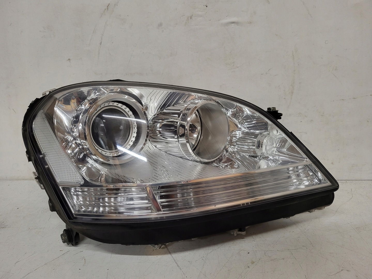 Frontscheinwerfer Mercedes-Benz M-Klasse W164 Xenon Rechts Headlight - Image 1