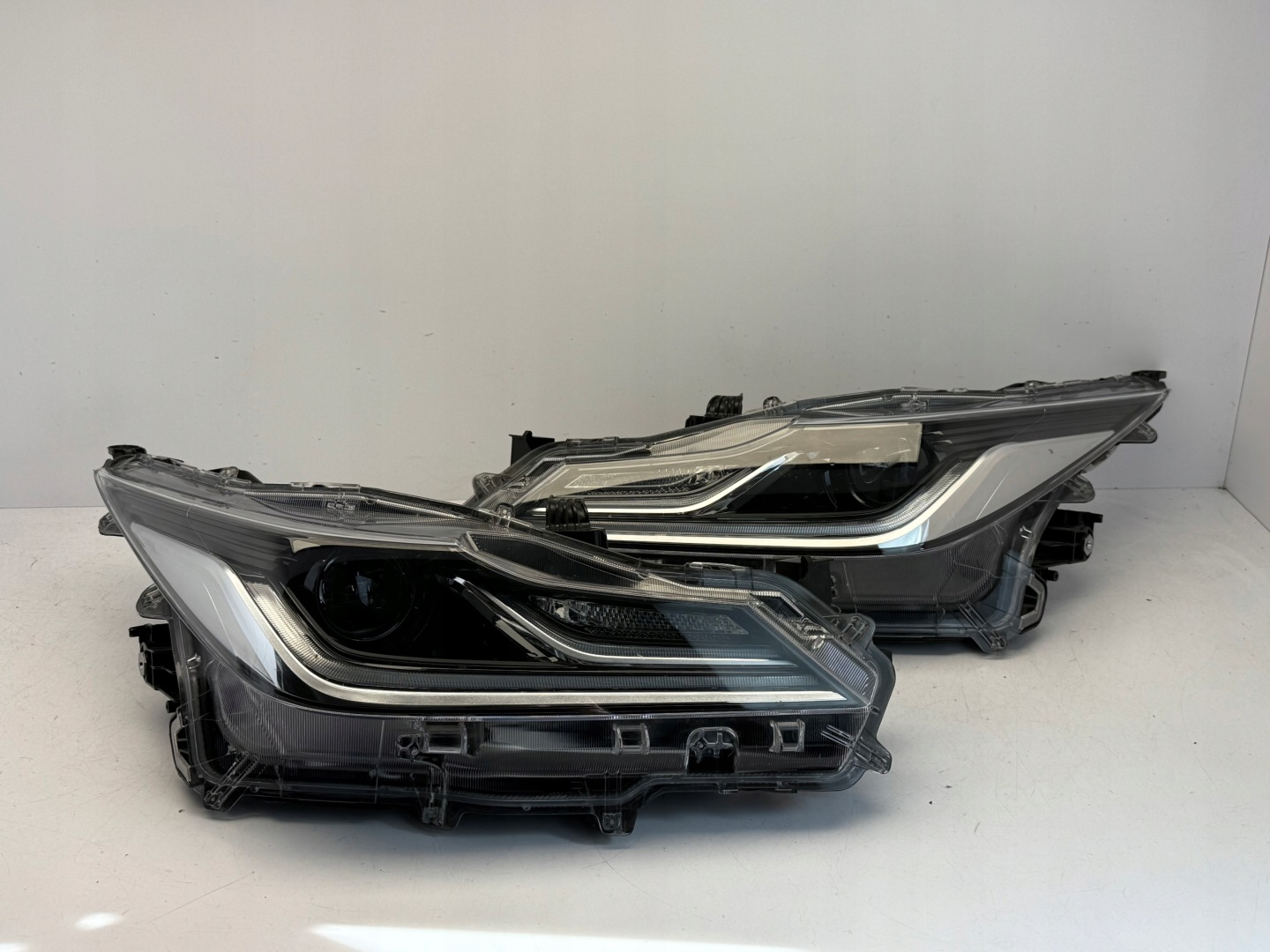 Frontscheinwerfer Toyota Corolla E210 8115002T500 LED Links Headlight - Image 1