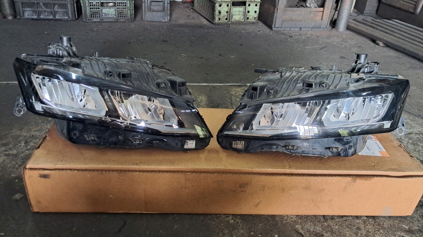 Frontscheinwerfer Peugeot 308 F 9851673380 LED Links Scheinwerfer Headlight - Image 1