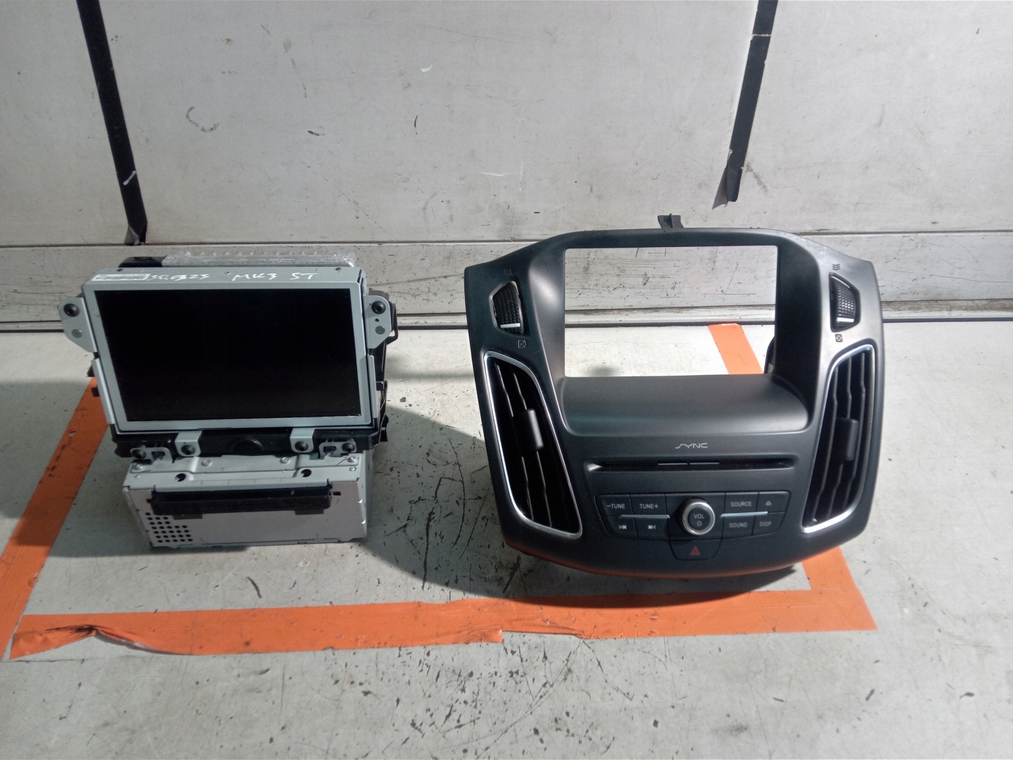 Ford Focus III Mk3 Navigation GPS Navi Radio F1BT18C815HAH