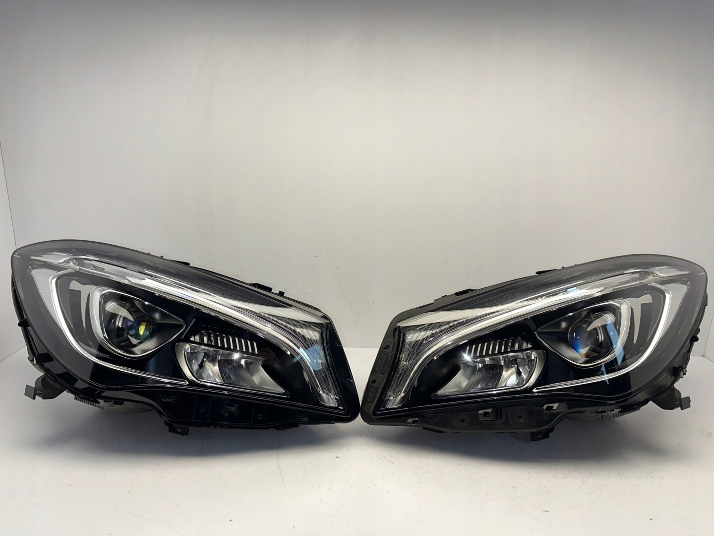 Frontscheinwerfer Mercedes-Benz CLA W117 A1178206761 High Performance LED Links Headlight - Image 1