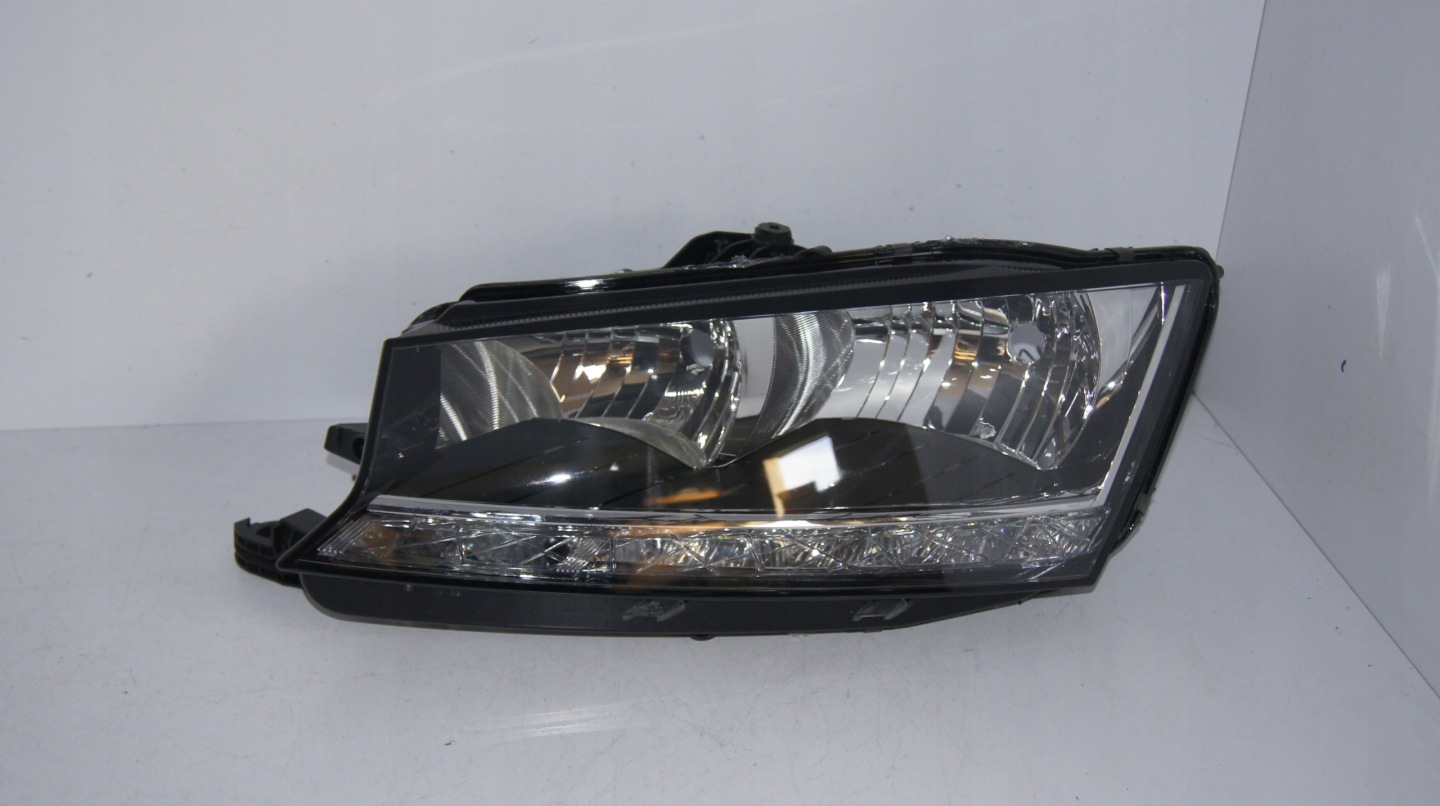 Frontscheinwerfer Skoda Fabia 86V 86V194101 LED Links Scheinwerfer Headlight - Image 1