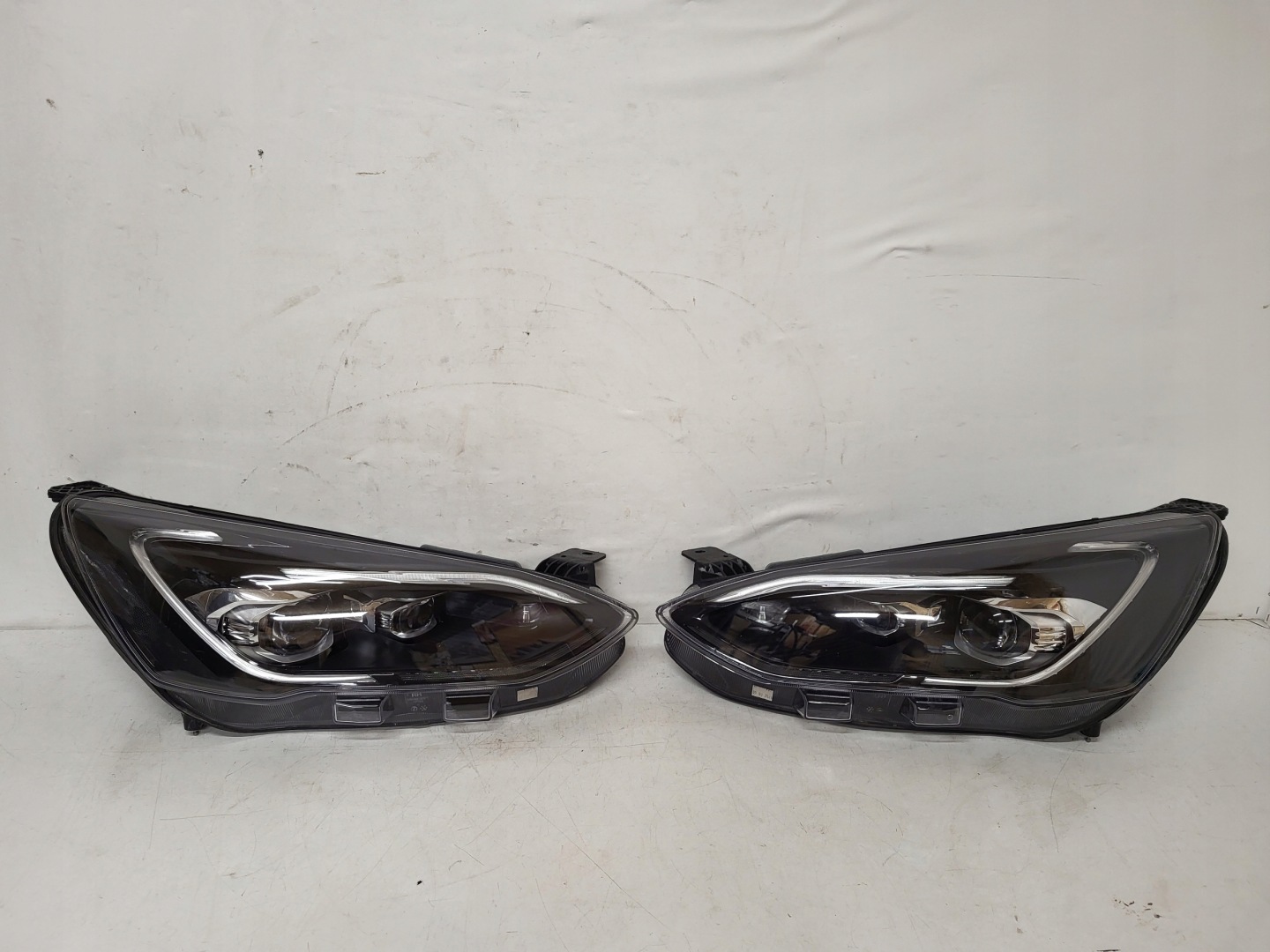 Frontscheinwerfer Ford Focus IV Mk4 JX7B13E016AE LED Links Headlight - Image 1