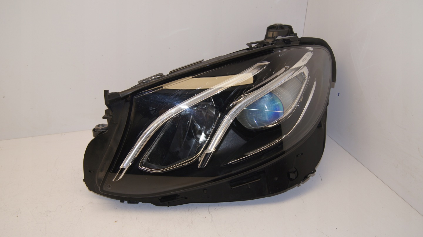 Frontscheinwerfer Mercedes-Benz E-Klasse W213 A2139066501 LED Links Headlight - Image 1