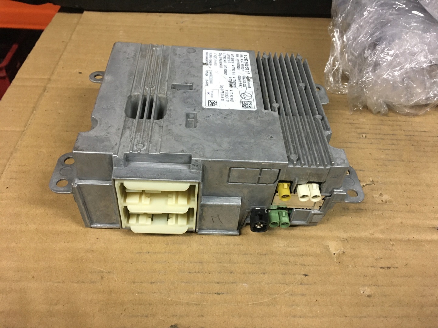 Mercedes-Benz B-Klasse W247 Navigation GPS Navi Radio A2479005107