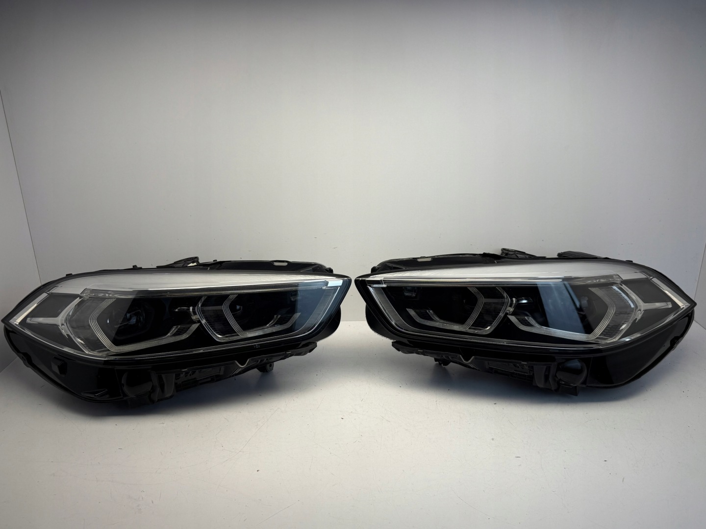 Frontscheinwerfer BMW 1 F40 5A1E084 LED ADAPTIVE Links Scheinwerfer Headlight - Image 1
