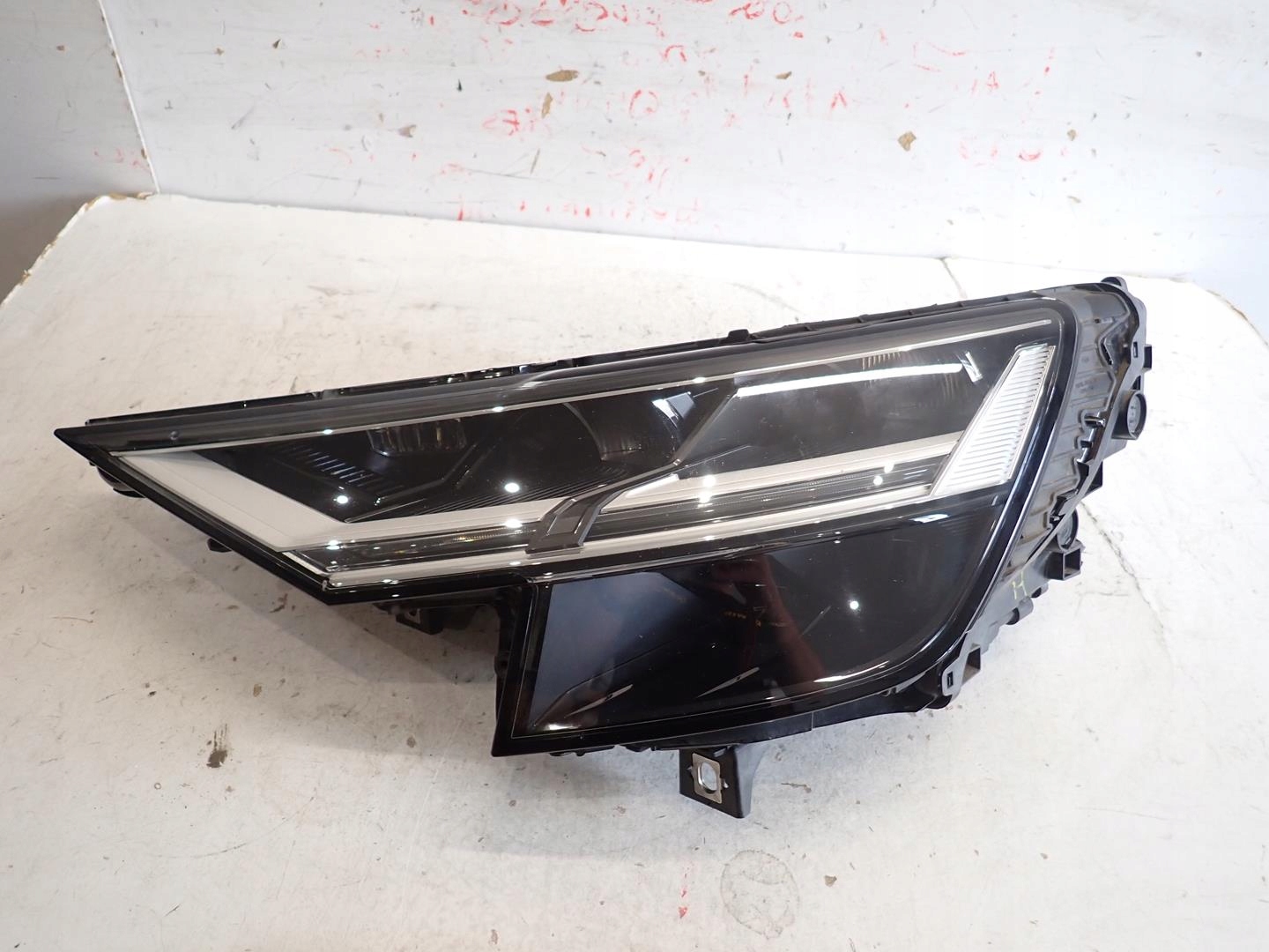 Frontscheinwerfer Audi Q8 4M8941033 LED Links Scheinwerfer Headlight