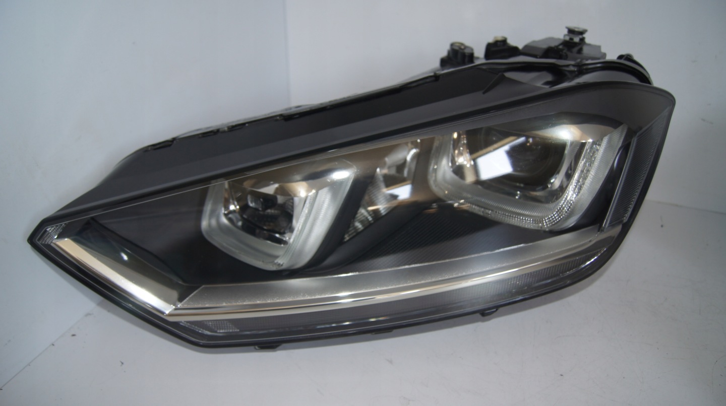 Frontscheinwerfer VW Golf Sportsvan 517941033B Xenon Links Headlight - Image 1