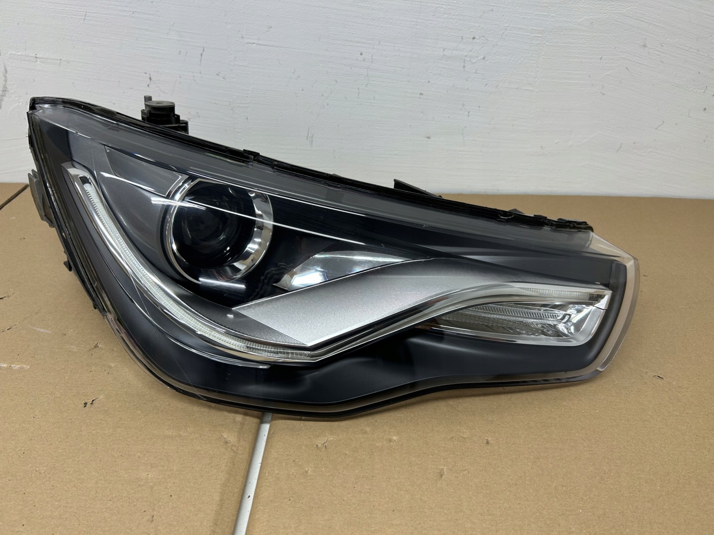 Frontscheinwerfer Audi A1 8X 8X0941006 Xenon Rechts Scheinwerfer Headlight - Image 1