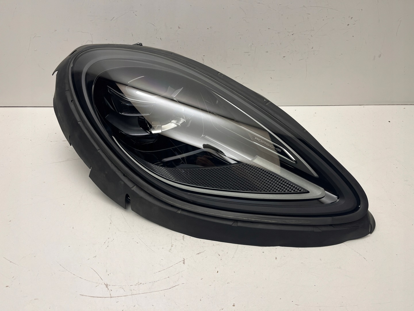 Frontscheinwerfer Porsche Macan 95B 95B941016J LED Rechts Scheinwerfer Headlight - Image 1