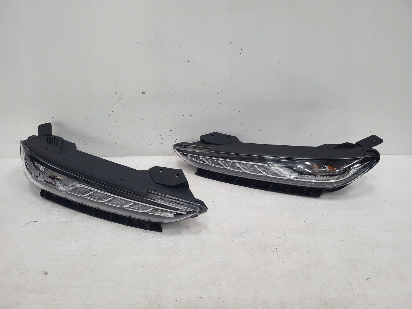 Frontscheinwerfer Hyundai Kona OS 92207J9000 LED Links Scheinwerfer Headlight - Image 1