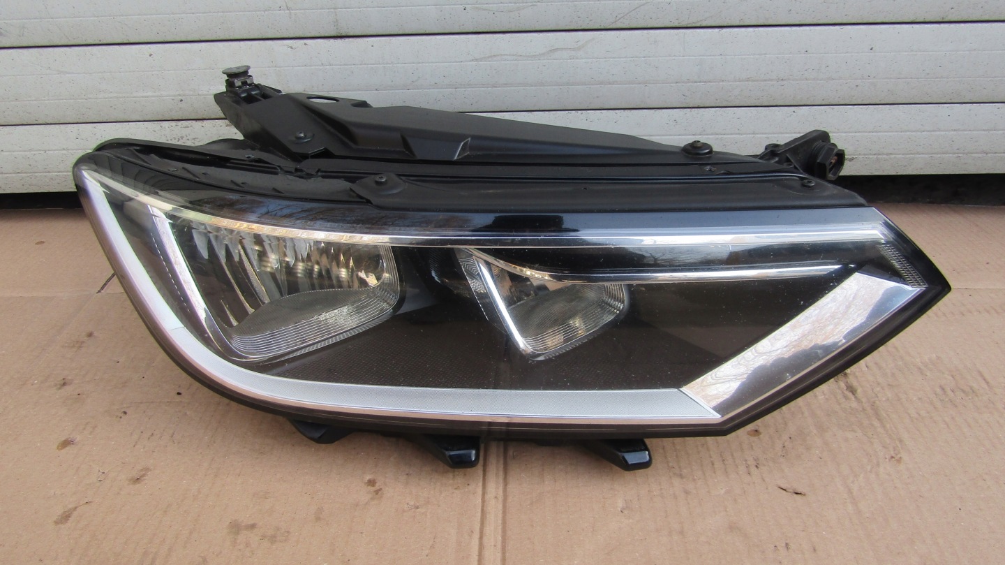 Frontscheinwerfer VW Passat B8 LED Rechts Scheinwerfer Headlight - Image 1