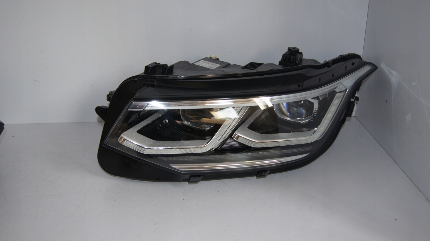 Frontscheinwerfer VW Tiguan 5NB941081C Facelift LED Links Scheinwerfer Headlight - Image 1
