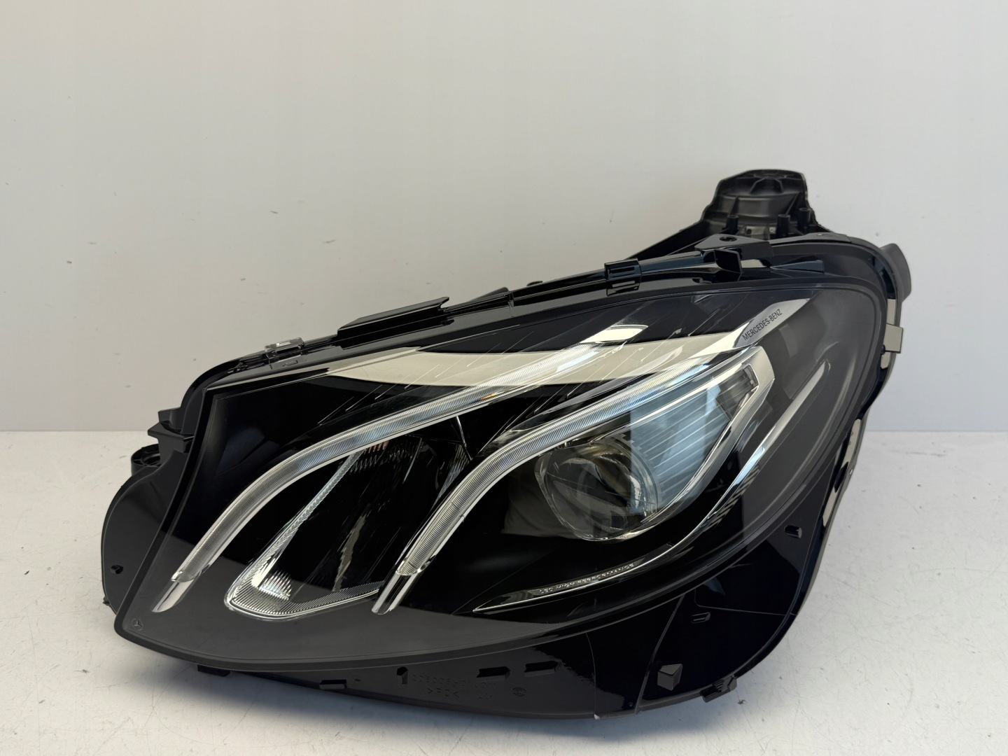 Frontscheinwerfer Mercedes-Benz E-Klasse W213 A2139067706 High Performance LED Links Headlight - Image 1