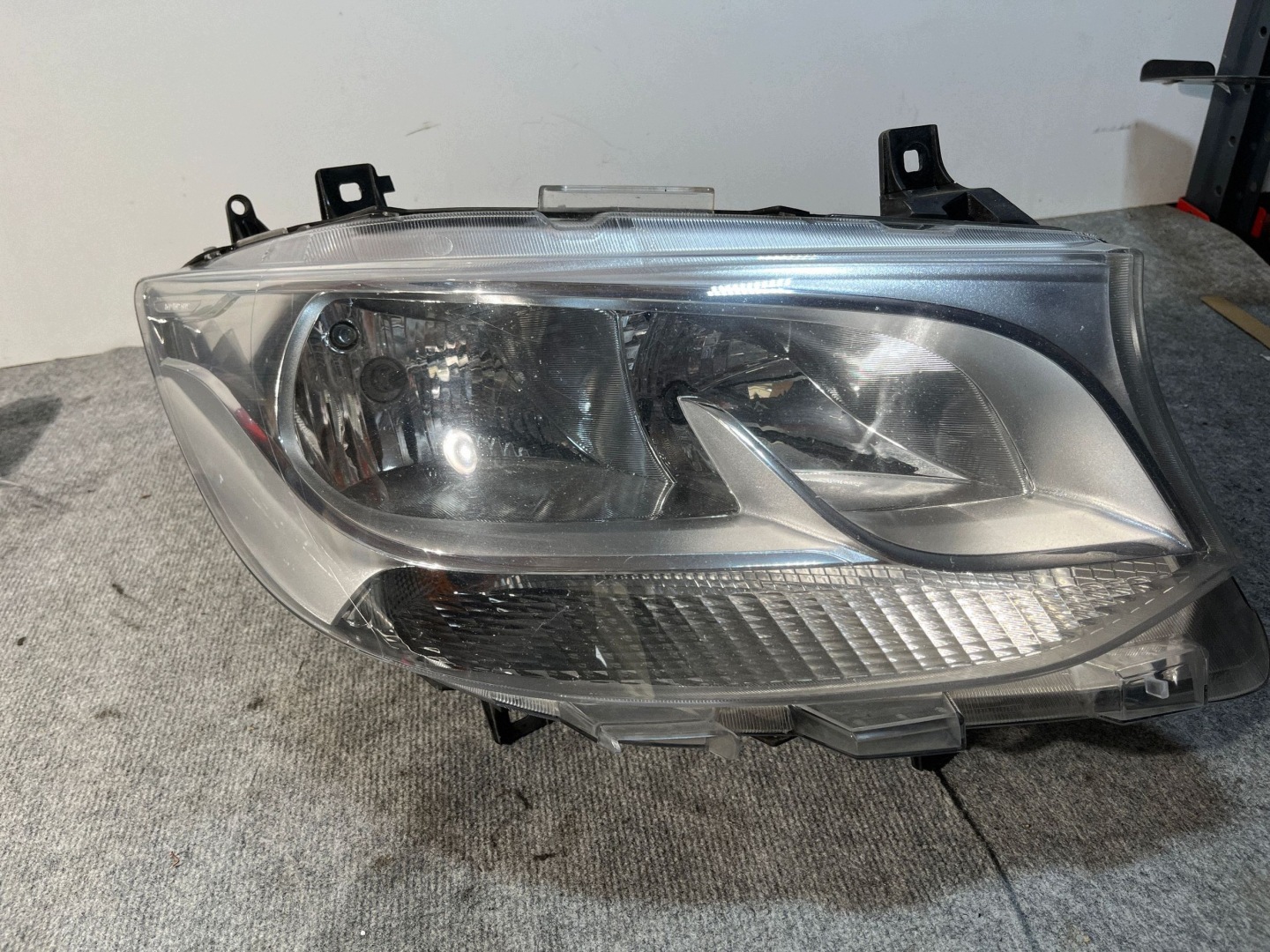 Frontscheinwerfer Mercedes-Benz Sprinter W910 A9109060100 LED Rechts Headlight