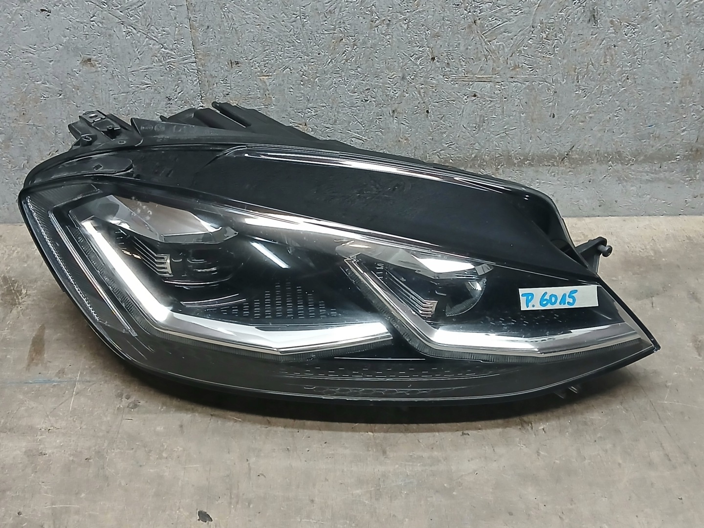 Frontscheinwerfer VW Golf V Facelift LED Rechts Scheinwerfer Headlight
