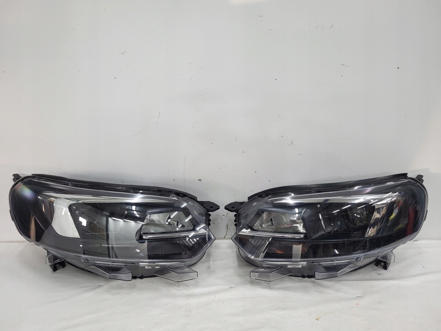Frontscheinwerfer Opel Zafira 98328364 LED Links Scheinwerfer Headlight - Image 1