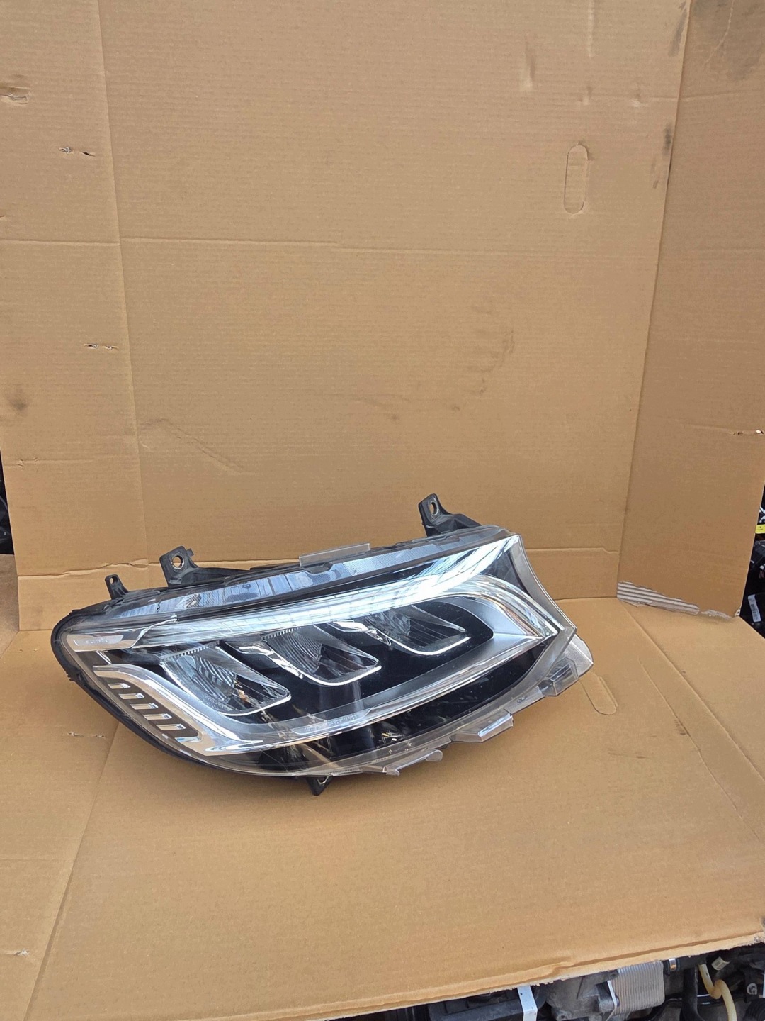 Frontscheinwerfer Mercedes-Benz Sprinter W910 A9109065800 LED Rechts Headlight