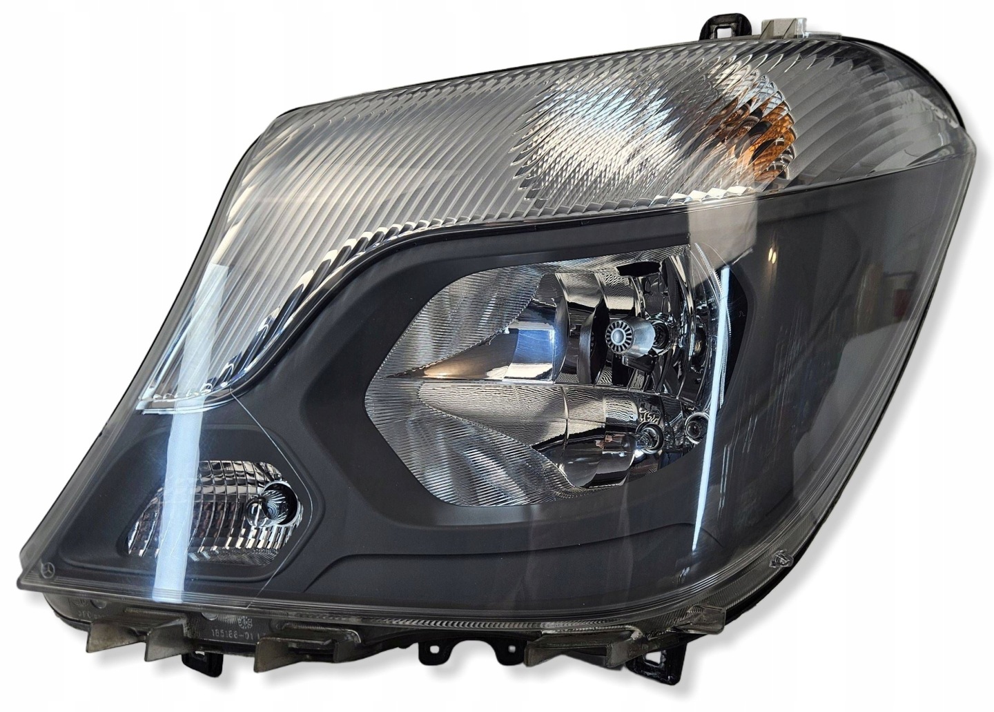 Frontscheinwerfer Mercedes-Benz Sprinter W910 A9068202361 LED Links Headlight - Image 1