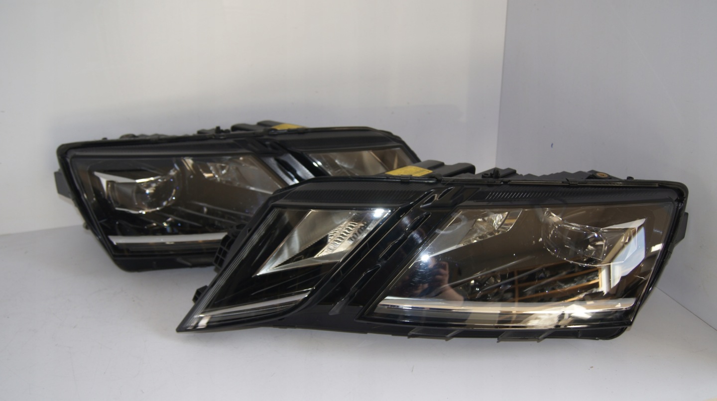 Frontscheinwerfer Skoda Octavia 1U 5E1941015F LED Links Scheinwerfer Headlight - Image 1