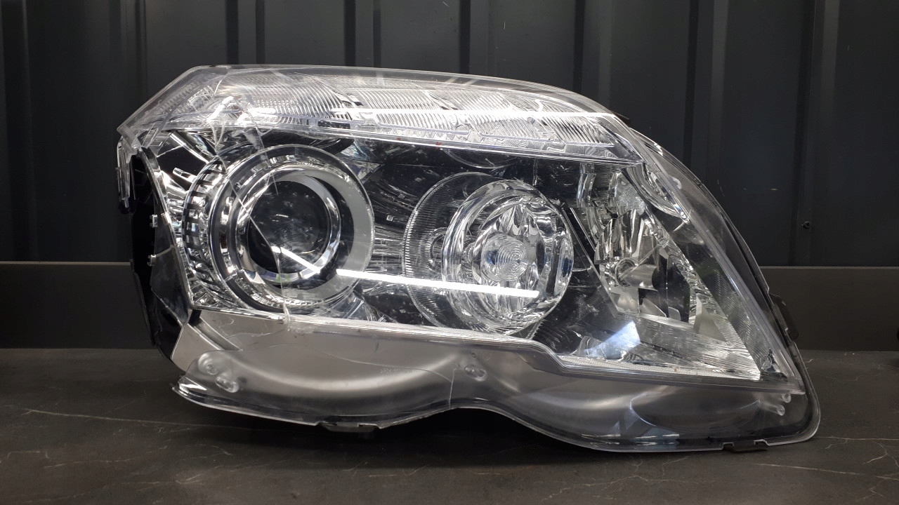 Frontscheinwerfer Mercedes-Benz C-Klasse W204 A2048208959 Xenon Rechts Headlight - Image 1