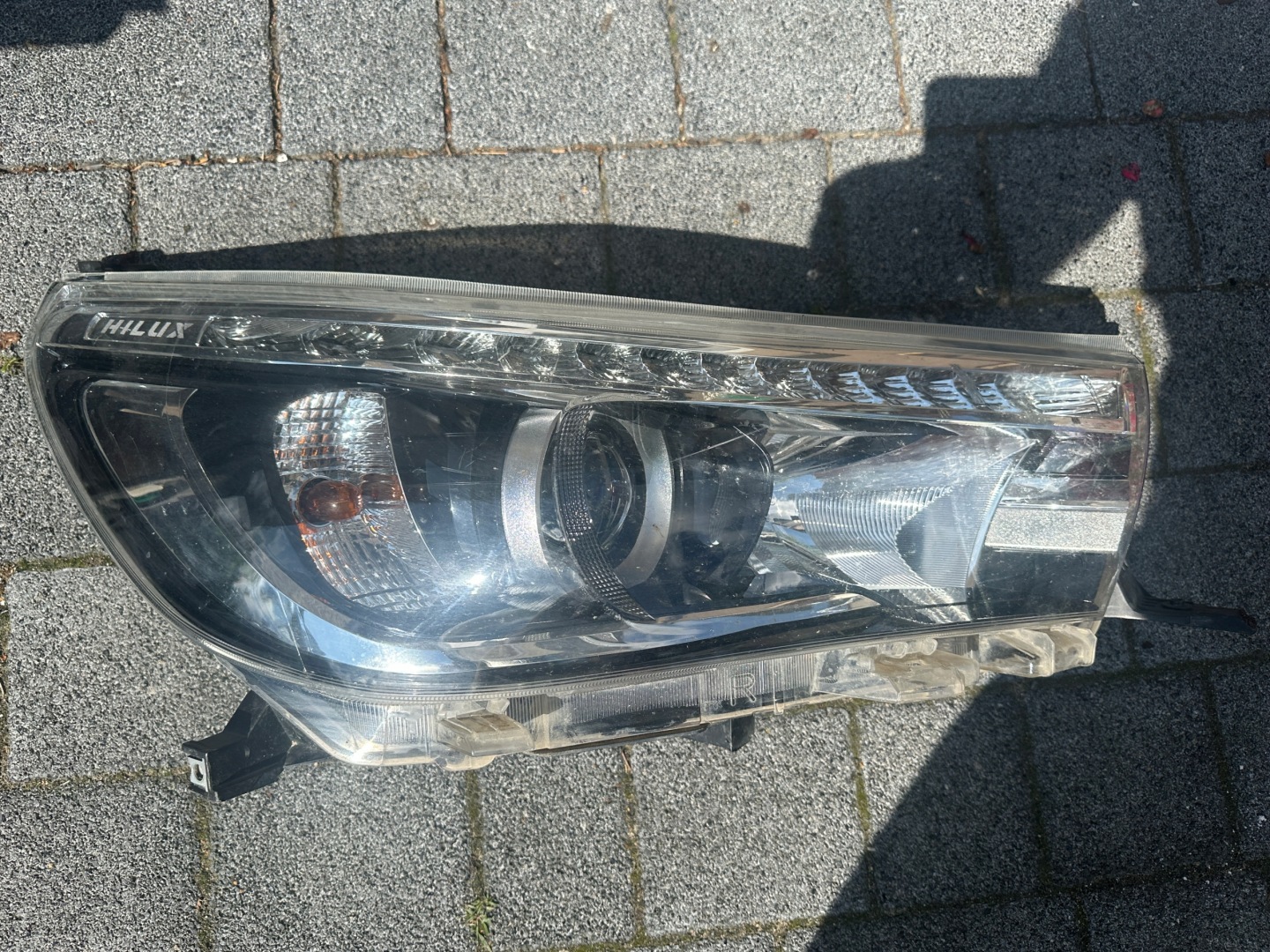 Frontscheinwerfer Toyota Hilux AN1P 82015N1VOO LED Rechts Scheinwerfer Headlight - Image 1