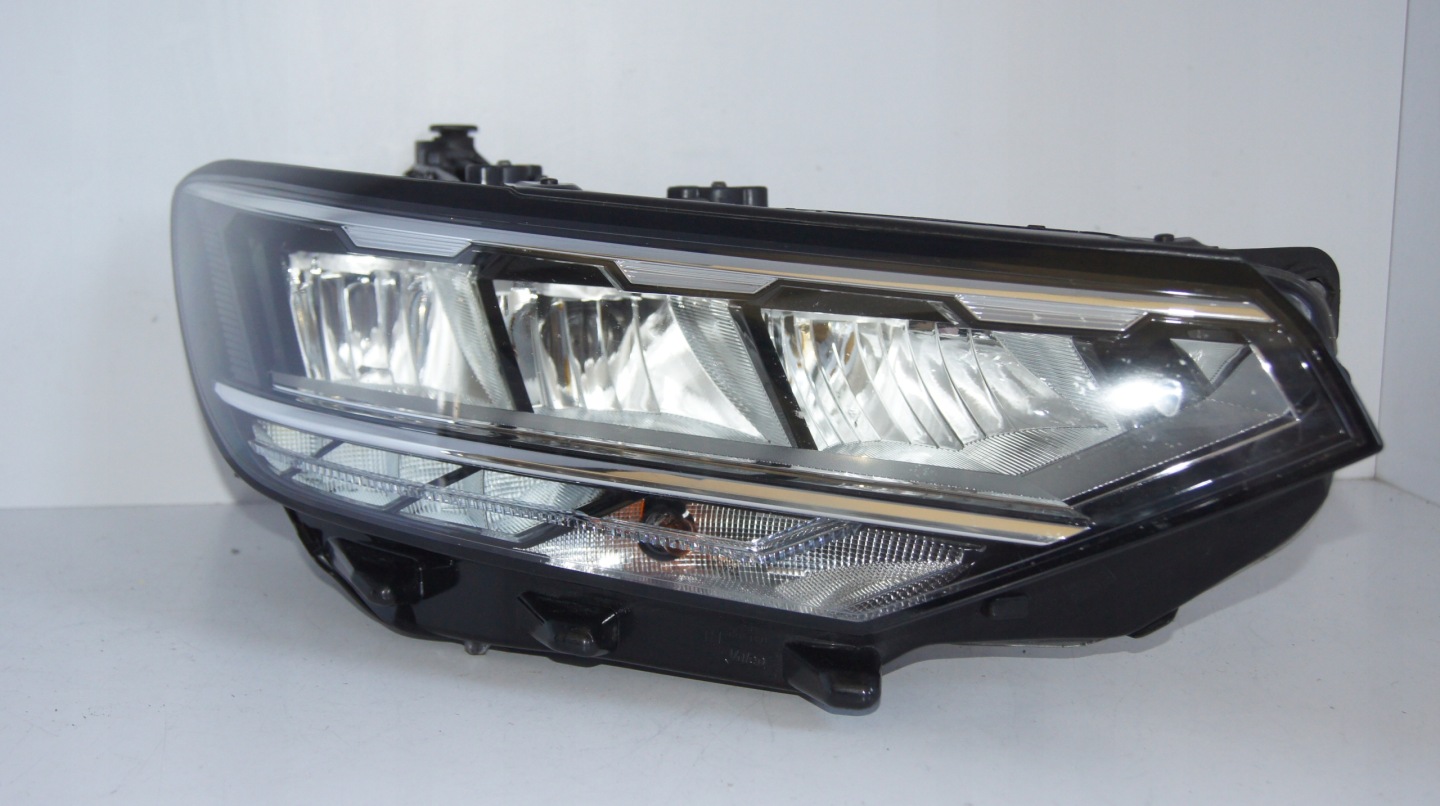 Frontscheinwerfer VW Passat B8 3G1941036P LED Rechts Scheinwerfer Headlight - Image 1