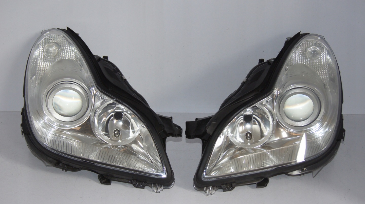 Frontscheinwerfer Mercedes-Benz CLS W218 A2198200261 Halogen Links Headlight - Image 1