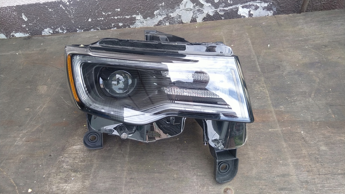 Frontscheinwerfer Jeep Cherokee J Facelift LED Rechts Scheinwerfer Headlight - Image 1