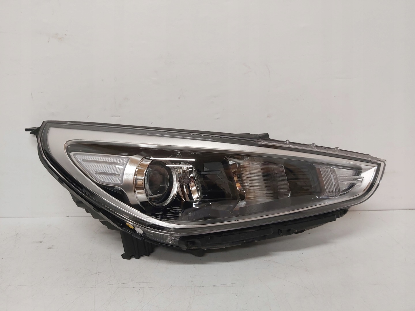 Frontscheinwerfer Hyundai i30 FDH 92102G4020 LED Rechts Scheinwerfer Headlight - Image 1