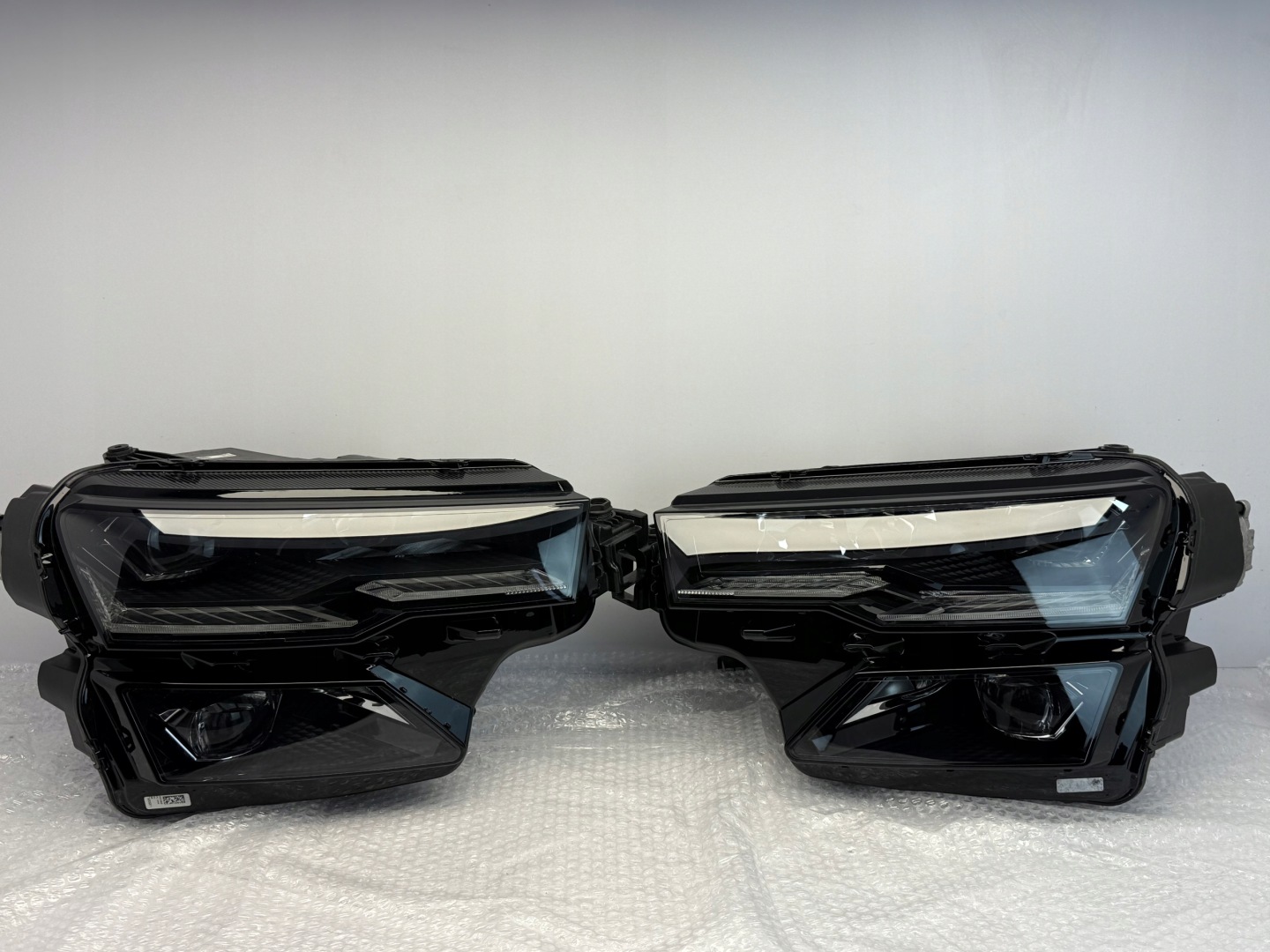 Frontscheinwerfer Skoda Karoq 57B 57B941035B LED Links Scheinwerfer Headlight - Image 1
