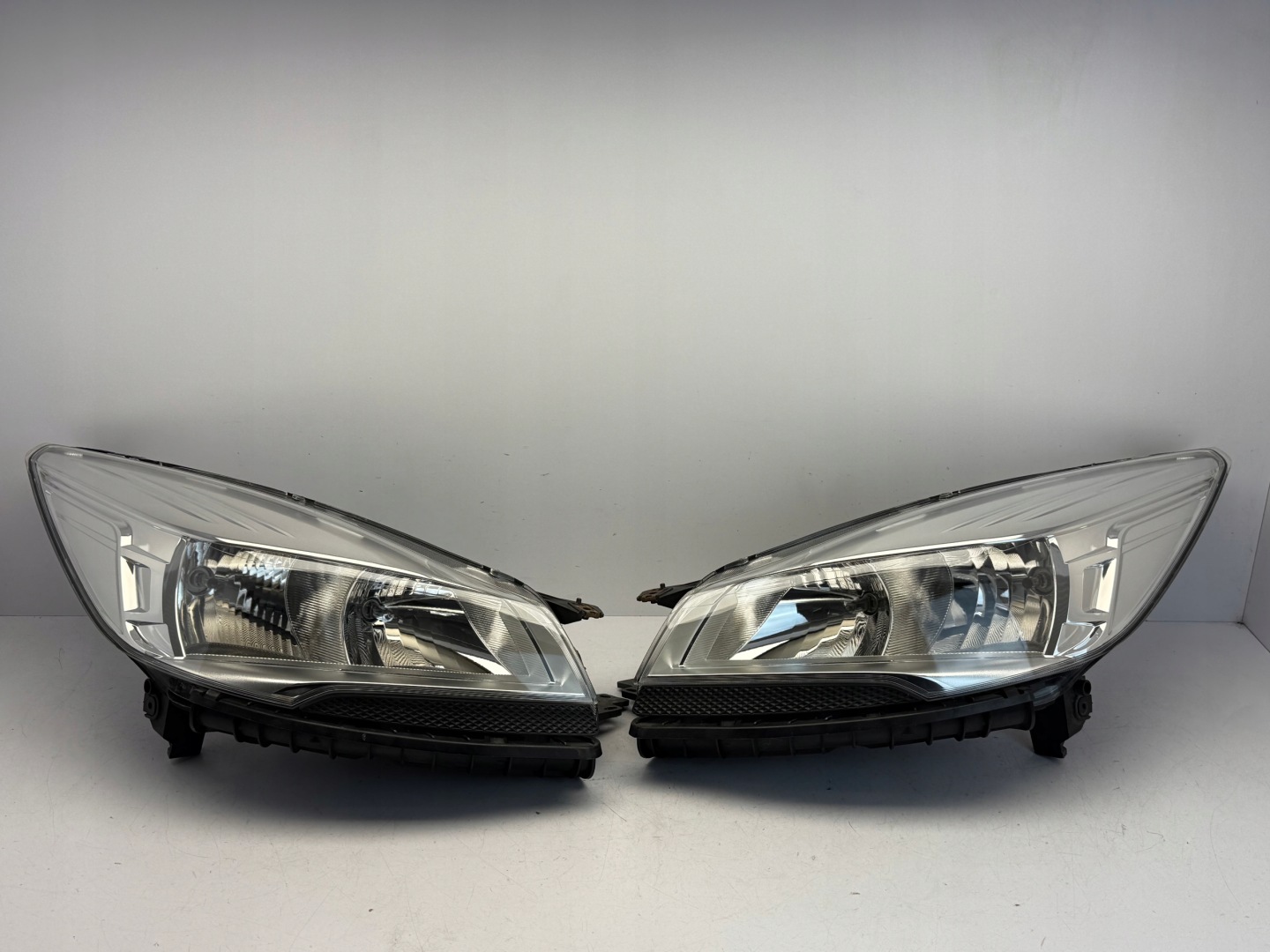 Frontscheinwerfer Ford Kuga II Mk2 CV4413W029AEC LED Links Headlight - Image 1